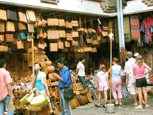 Ubud Traditional Art Market