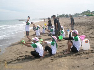 Aida Indonesia, Save Holy Water, Bali, Beach Team Building