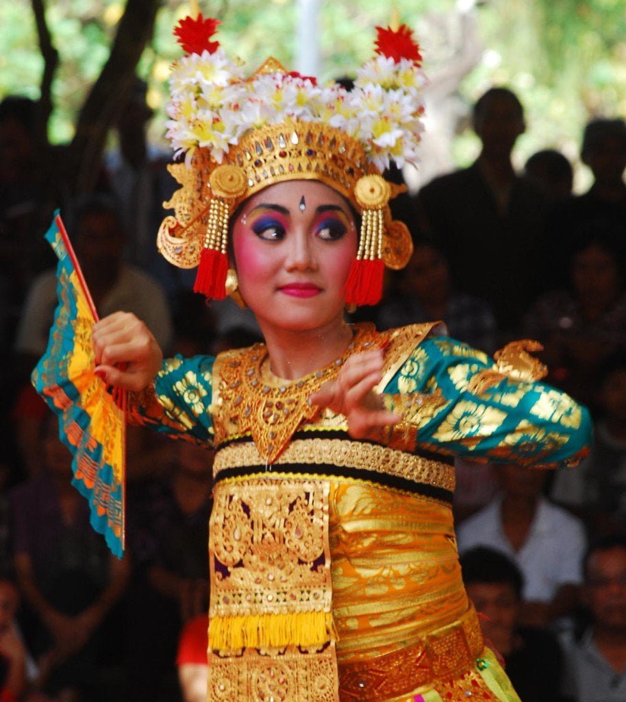 balinese-people-bali-group-organizer