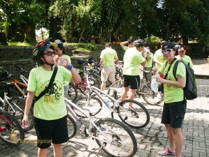 Cycling Treasure Hunt, Deutsche Bank, Bali, Cycling, Treasure Hunt, Break Time