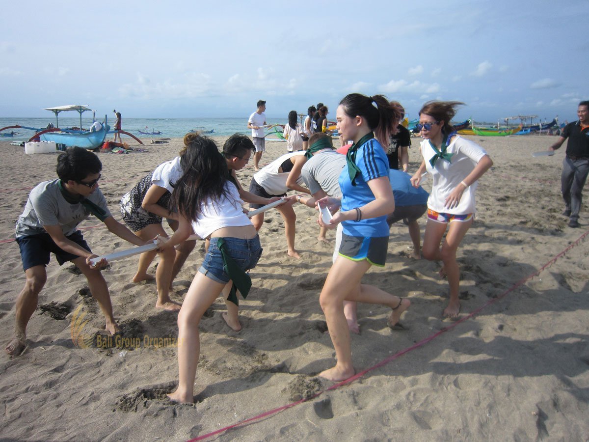 Bali Beach Team Building, Team Building, Hulahoop Transfer Games, Beach, Fun Game, Education Games, Group Event, Bali