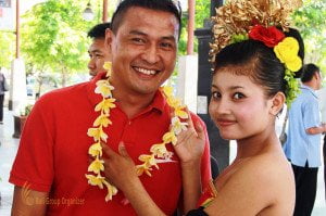 TNT Express Indonesia, Bali Photo, Group Photo, Arrival, Welcoming Guest