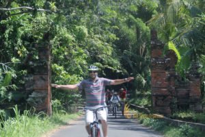 ferring, ferring pharmaceuticals, games, cycling, start, starting point, cycling rafting, treasure hunt, bali cycling, team building, activity, bali cycling rafting, bali treasure hunt, bali cycling