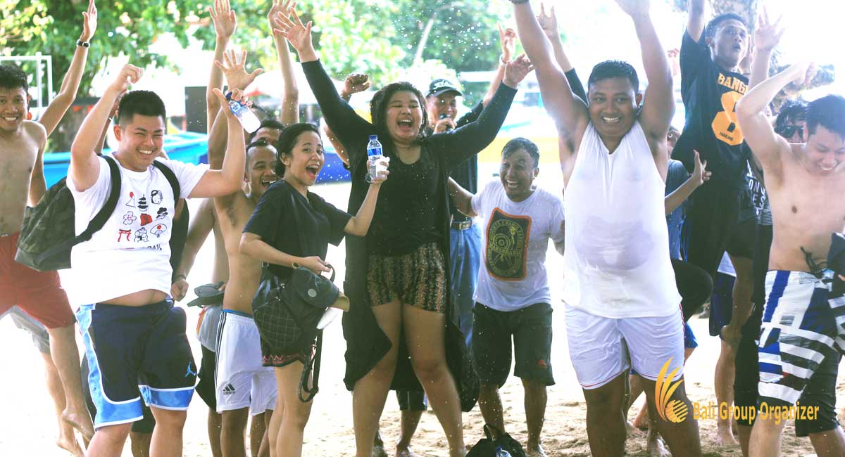 J&T Express Group - Bali Beach Team Building J&T Express, express group, bal, beach team building