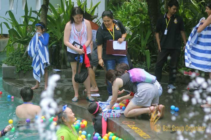 bali hotel team-building word setting game, le meridien hotel, bali hotel team building