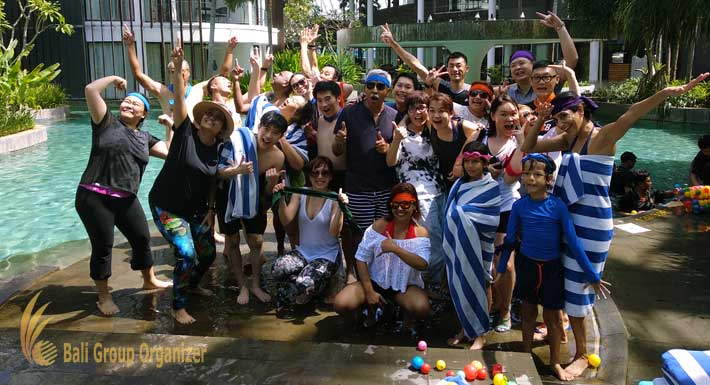 jacqui, terrance, family group, bali hotel team building