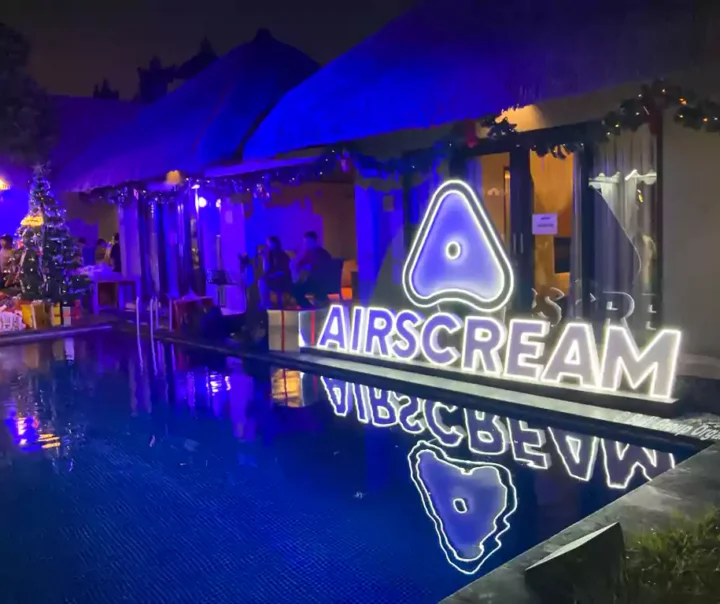 airscream, airscream malaysia, private part, private villa party, bali private villa party, blue effect, entertainment