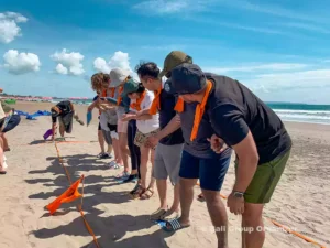 Stepping Mat game - Wolters Beach Team Building Stepping mat game, beach games, beach team building, Wolters Kluwer Group