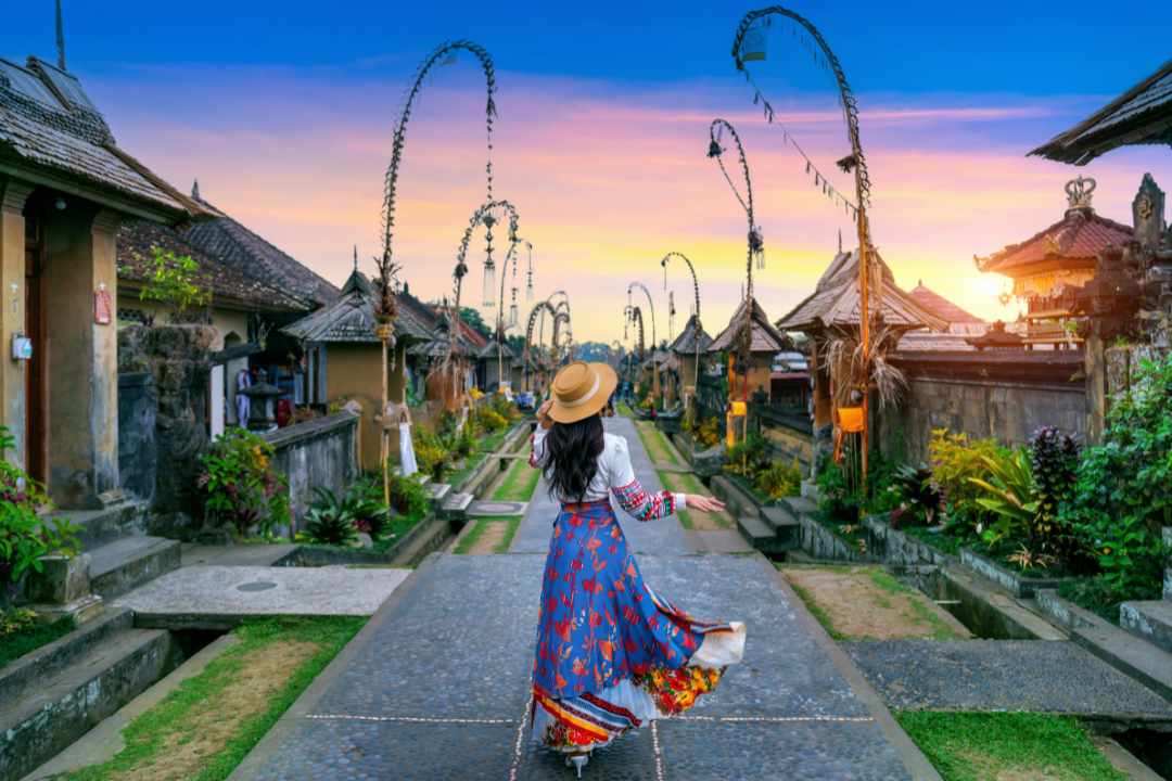 Bali cultural activities, Traditional Balinese experience, Balinese workshop tours, penglipuran village