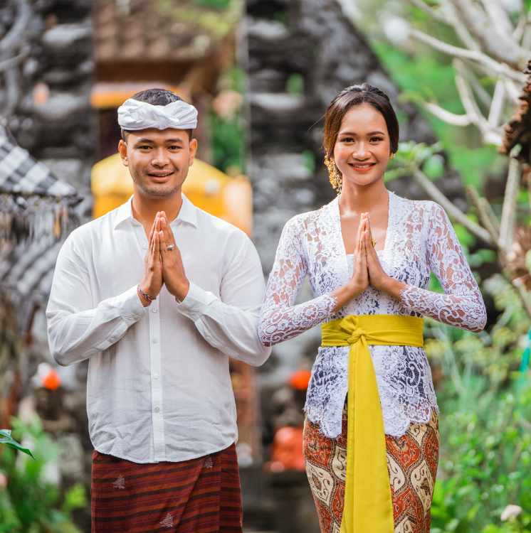 Traditional Balinese Greeting Warmth and Spiritual Respect Balinese People, Balinese Hinduism, Bali Culture, Balinese daily rituals, Balinese community life