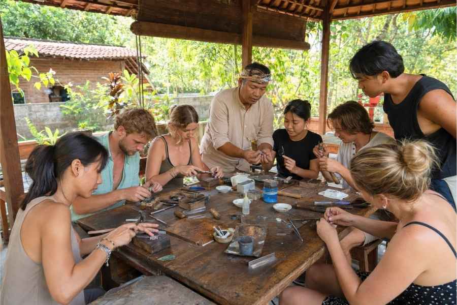 Bali silver jewellery class, Silver jewellery making Bali, Bali cultural activity, Group activities in Bali, bali silversmith, bali group organizer