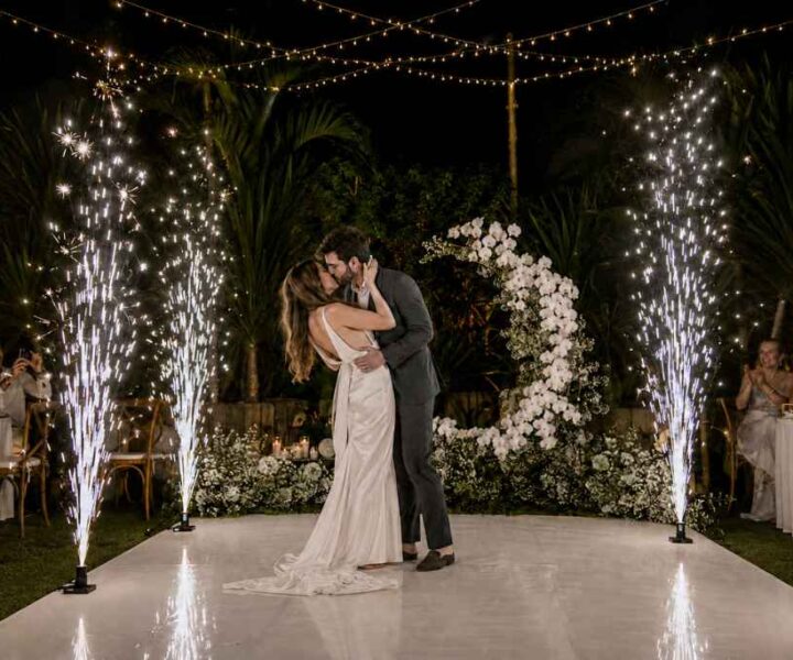 Wedding in Bali, Bali Destination Wedding, Bali Beach Wedding, Beachfront Wedding Bali, Bali Wedding Ceremony, Romantic Bali Wedding, Tropical Wedding in Bali, Bali Wedding Organizer, Bali Group Organizer
