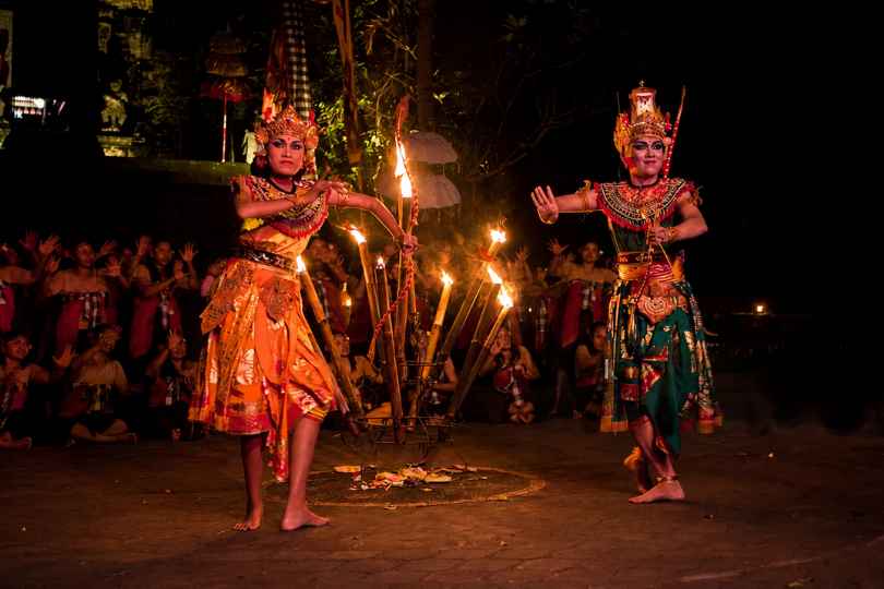 Kecak Dance Bali, Bali Cultural Experience, Bali Corporate Retreat, Bali Cultural Performance, Kecak Dance Uluwatu, Kecak Dance GWK, Bali Traditional Dance, Bali Gala Dinner Entertainment, Bali Group Organizer